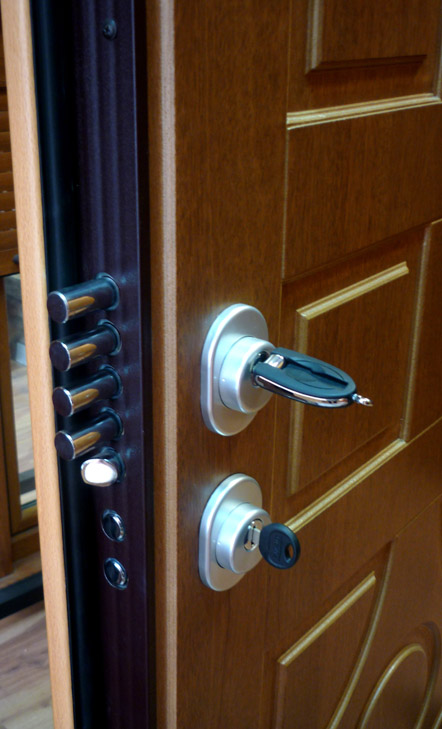 DETALLE PUERTA ACORAZADA
